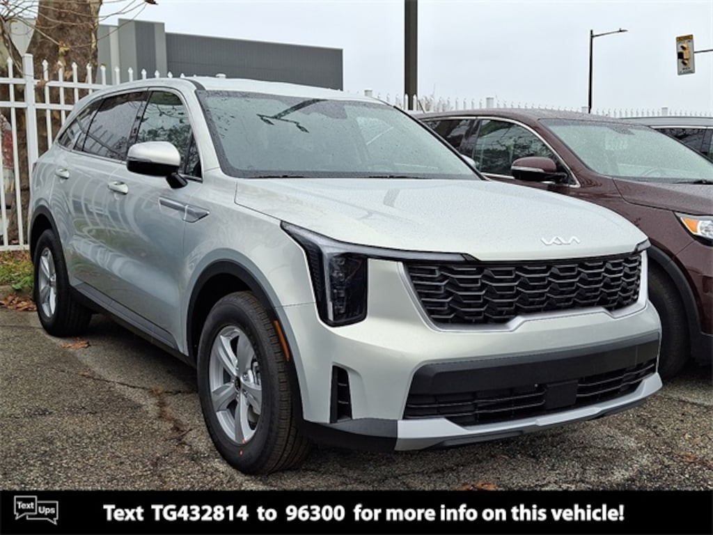 New 2026 Kia Sorento LX SUV