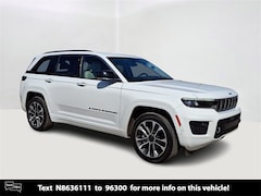 2022 Jeep Grand Cherokee Overland SUV