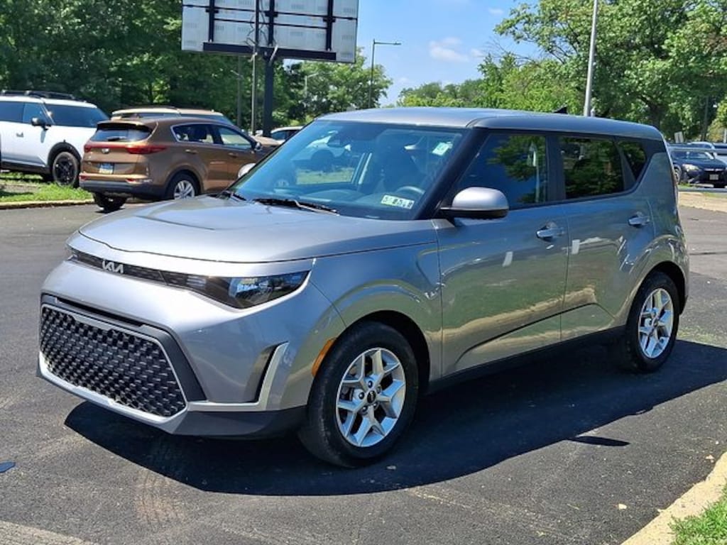 Certified 2025 Kia Soul LX Hatchback