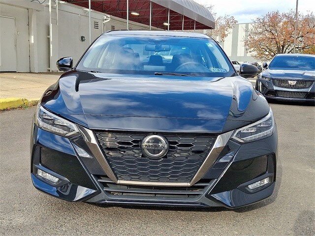 2020 Nissan Sentra SR photo 2