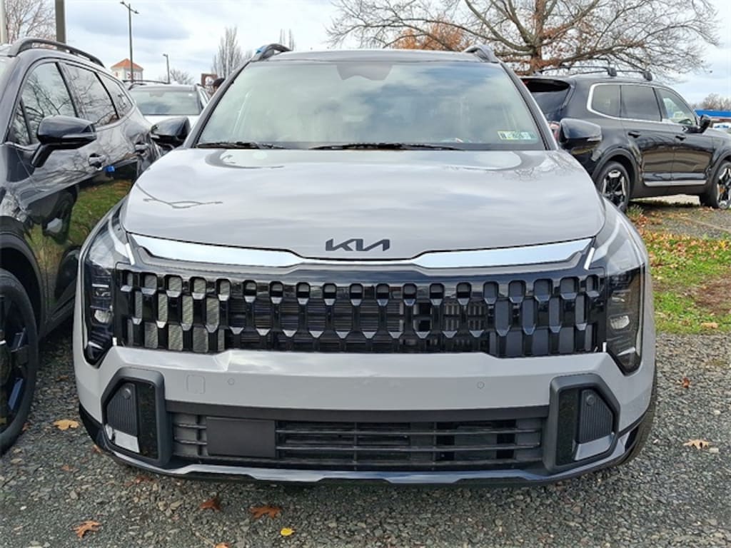 New 2026 Kia Sportage Plug-In Hybrid X-Line SUV