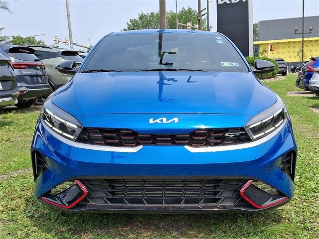 2022 Kia Forte GT photo 2
