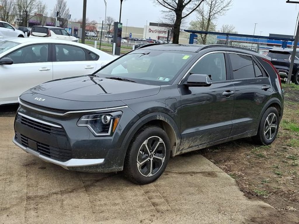 Certified 2025 Kia Niro Plug-In Hybrid EX SUV