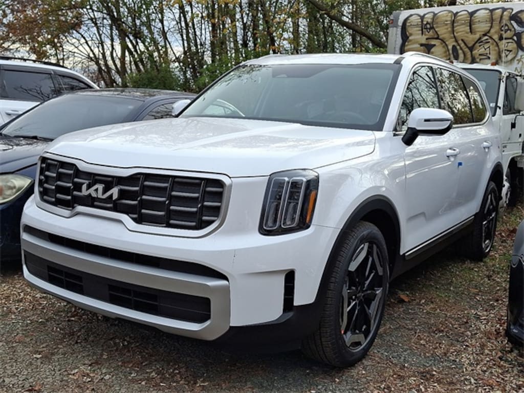 New 2025 Kia Telluride S SUV