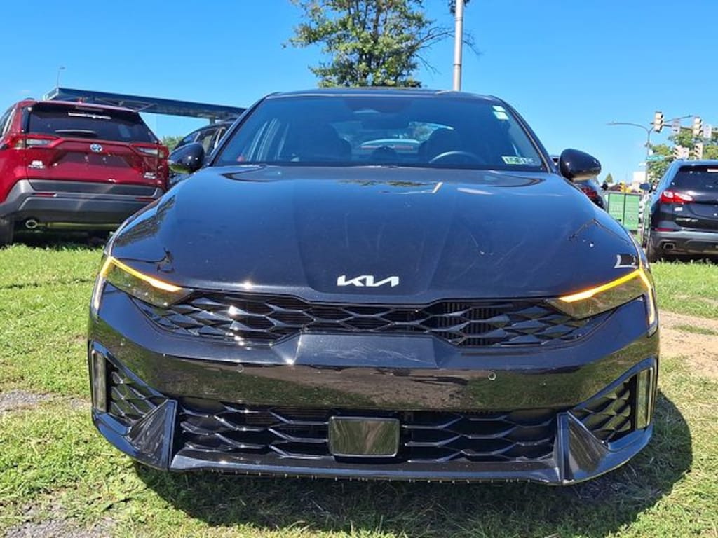 Certified 2025 Kia