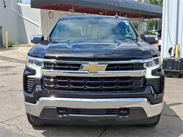 Used 2023 Chevrolet Silverado 1500 LT with VIN 2GCUDDEDXP1109654 for sale in Philadelphia, PA