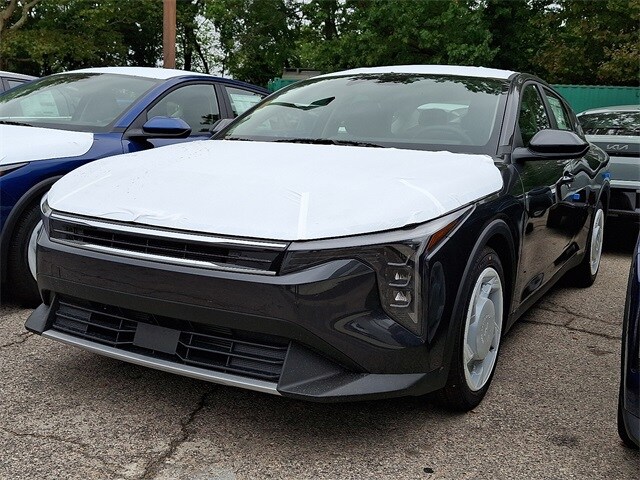 2025 Kia K4 EX photo 2