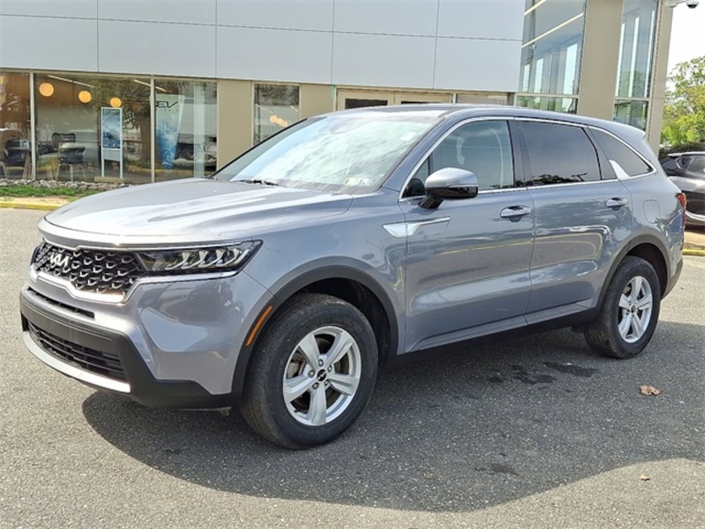 Certified 2022 Kia Sorento LX SUV