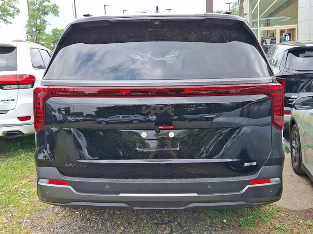 New 2026 Kia Carnival Hybrid SX Prestige Van Passenger Van