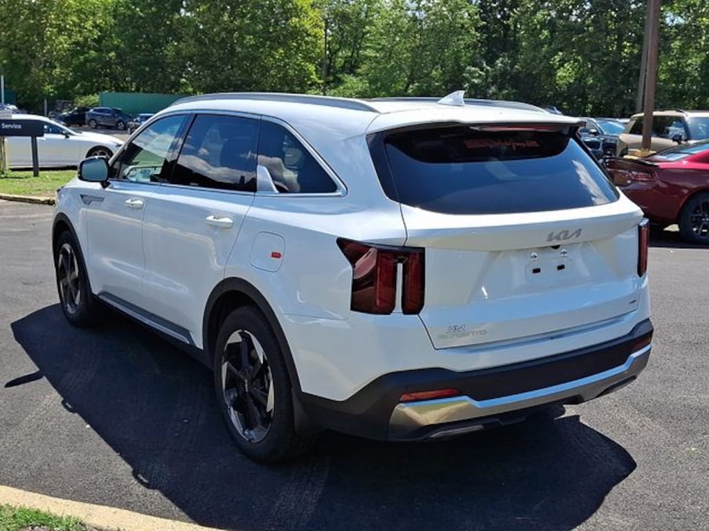 Certified 2026 Kia Sorento Hybrid EX SUV