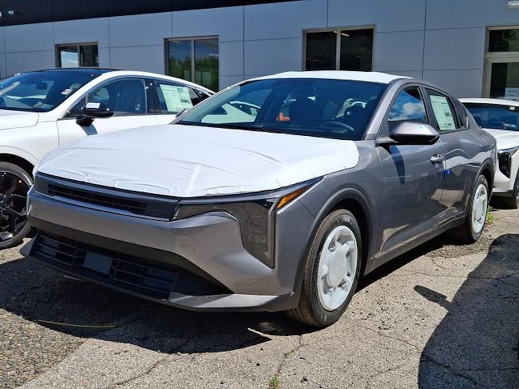 New 2026 Kia K4 LXS Sedan