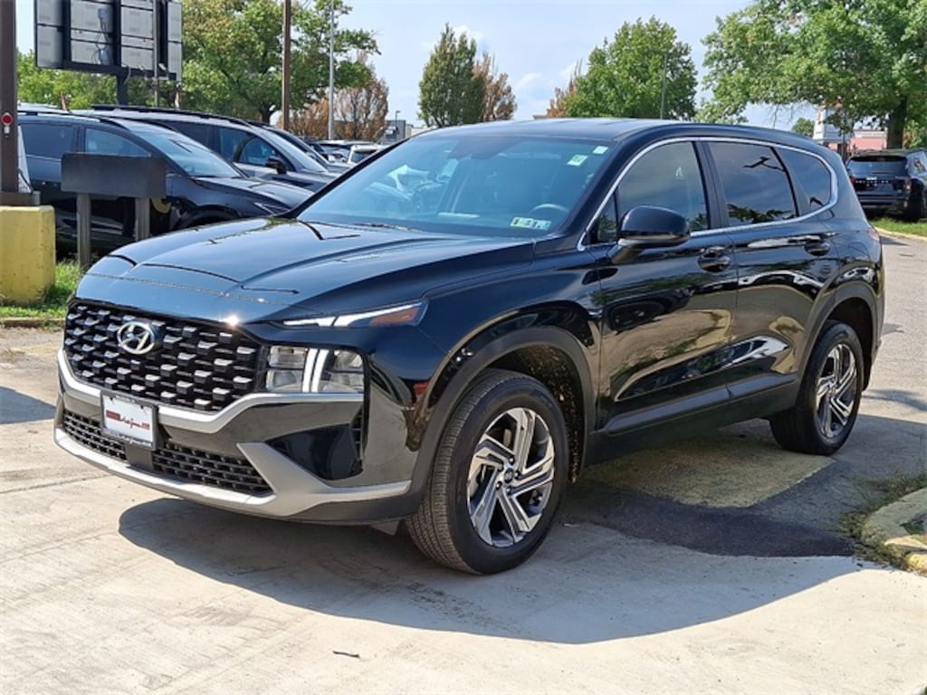 Used 2023 Hyundai Santa Fe SE SUV