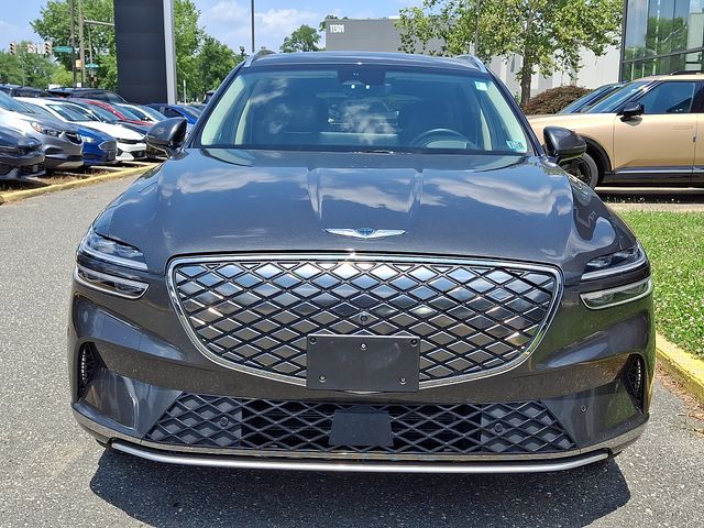 Used 2024 GENESIS GV70 Advanced with VIN 5NMMCET10RH002550 for sale in Philadelphia, PA