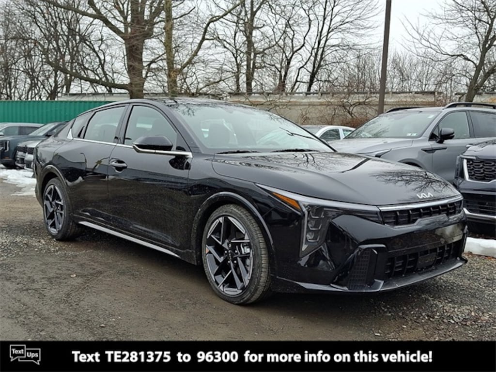 New 2026 Kia K4 GT-Line Sedan