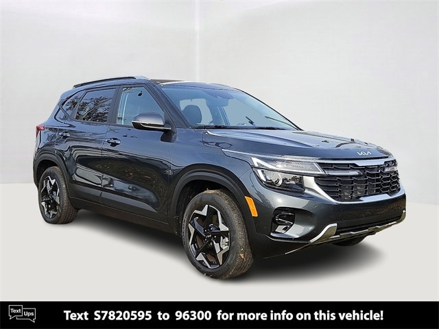 2025 Kia Seltos S's photo