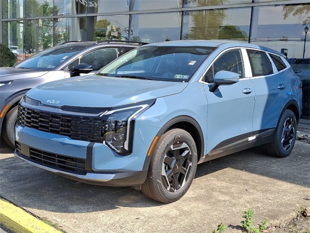 New 2026 Kia Sportage Hybrid S SUV