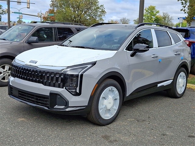 2026 Kia Sportage Plug-In Hybrid X-Line photo 3