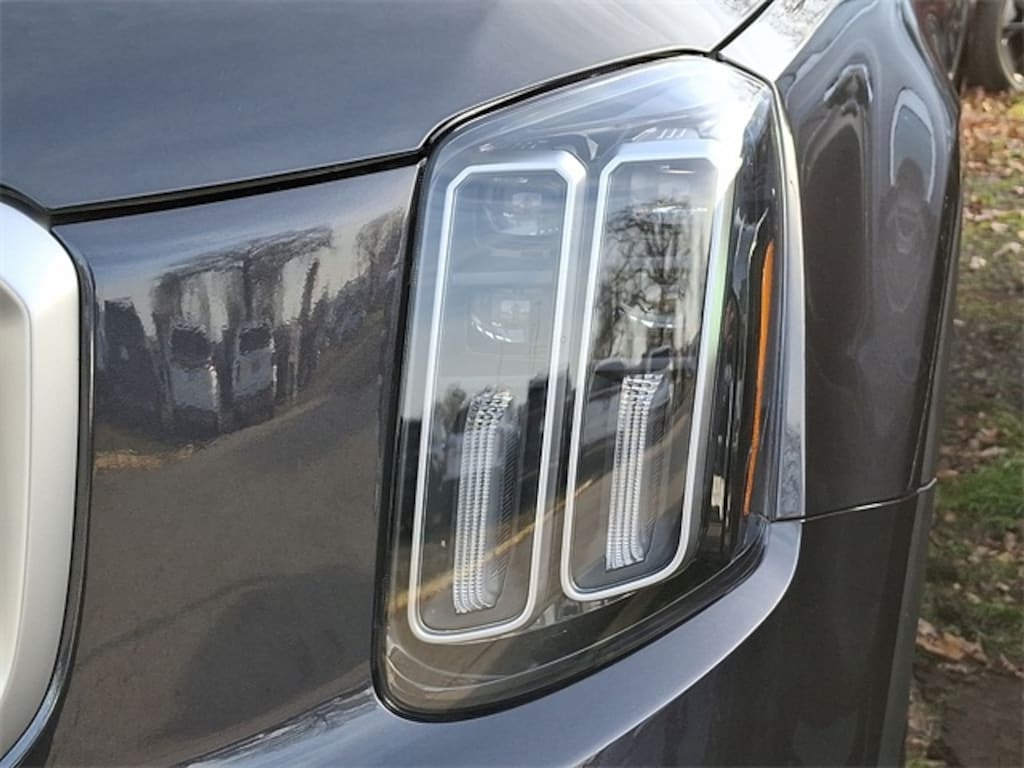 New 2025 Kia Telluride S SUV