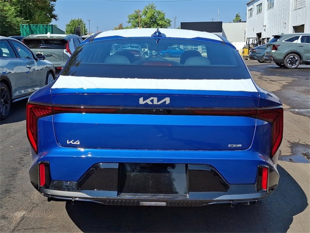New 2025 Kia K4 GT-Line Turbo Sedan