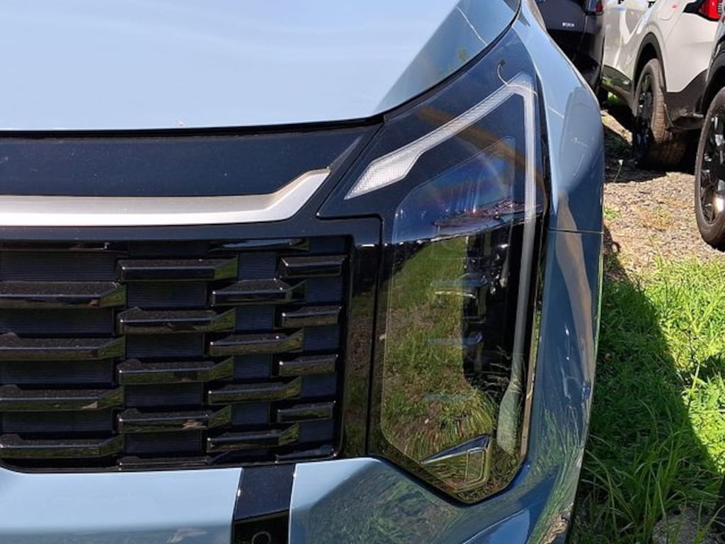 New 2027 Kia Sportage Hybrid SX-Prestige SUV