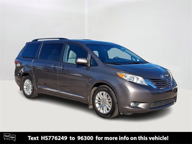 2017 Toyota Sienna L 7 Passenger Van