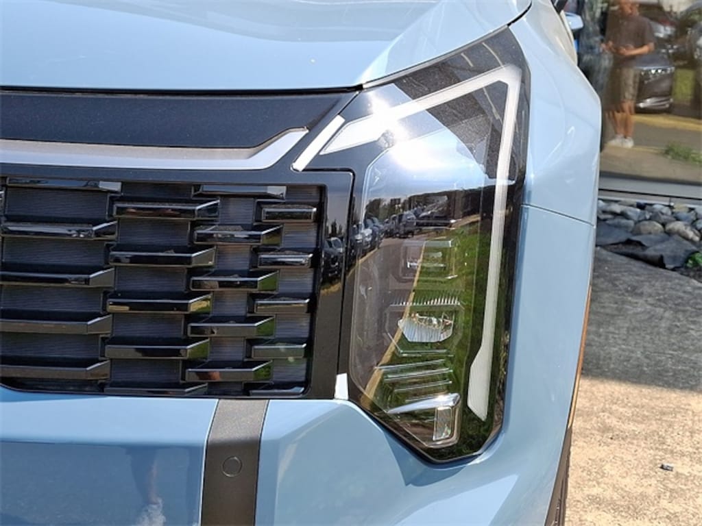 New 2026 Kia Sportage Hybrid S SUV