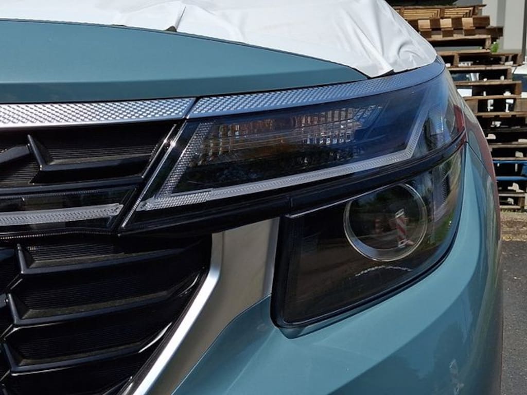 New 2026 Kia Seltos S SUV