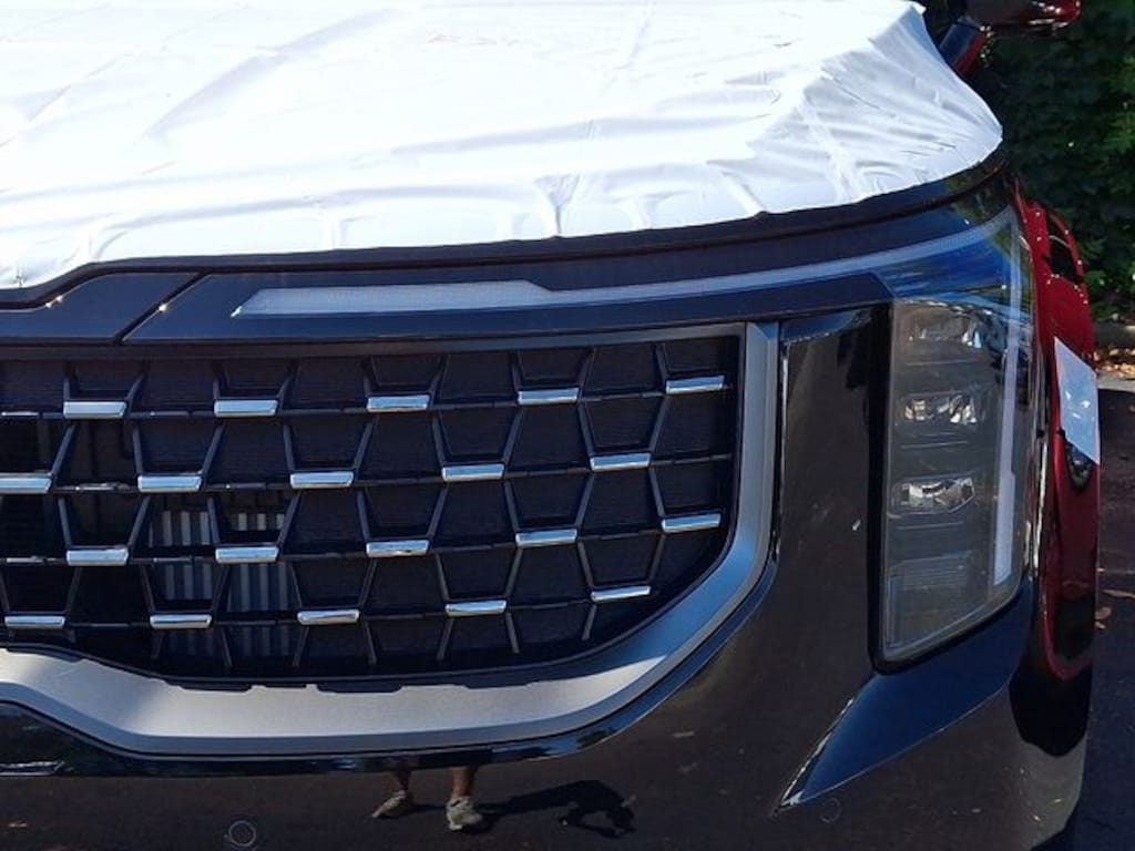 New 2027 Kia Carnival Hybrid SX Van Passenger Van