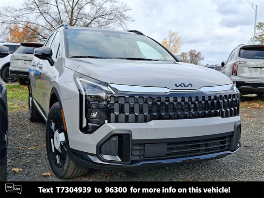 New 2026 Kia Sportage Plug-In Hybrid X-Line SUV