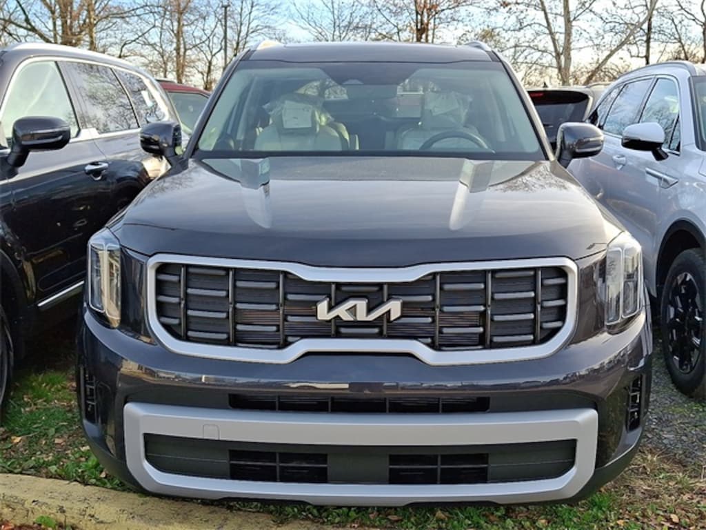 New 2025 Kia Telluride S SUV