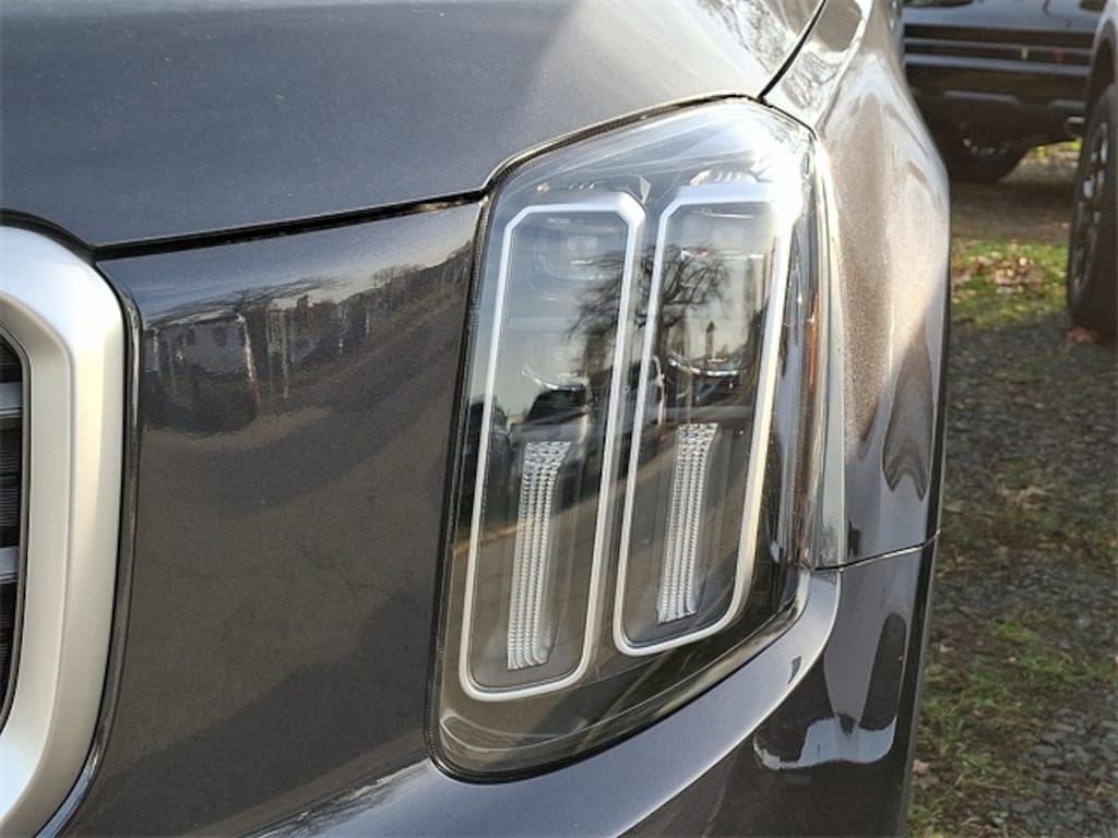 New 2025 Kia Telluride S SUV