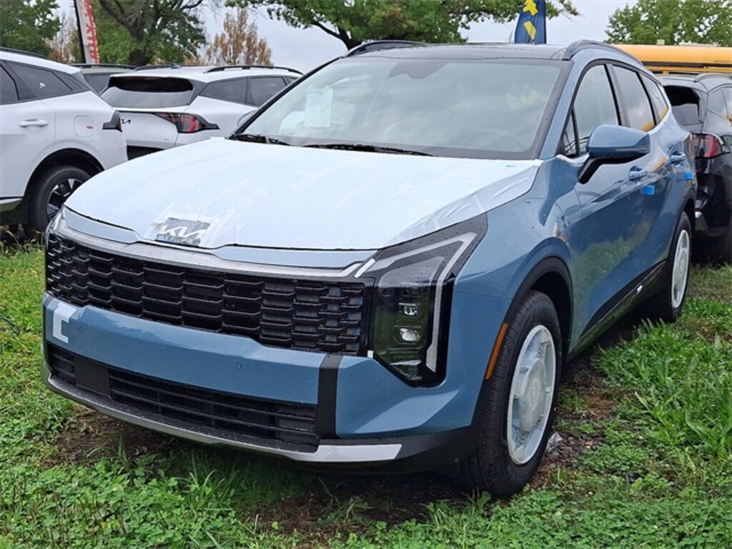 New 2026 Kia Sportage Hybrid EX SUV