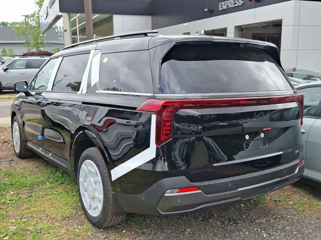 New 2026 Kia Carnival Hybrid SX Prestige Van Passenger Van