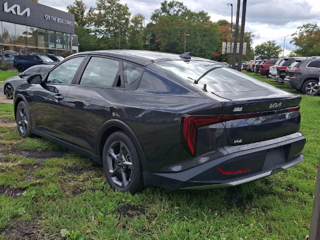 Certified 2025 Kia