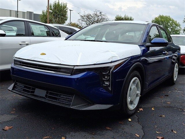2025 Kia K4 LXS photo 2