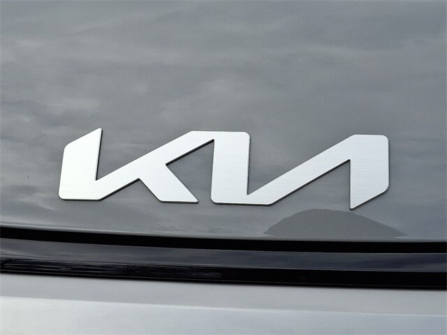 2026 Kia Sportage EX photo 4