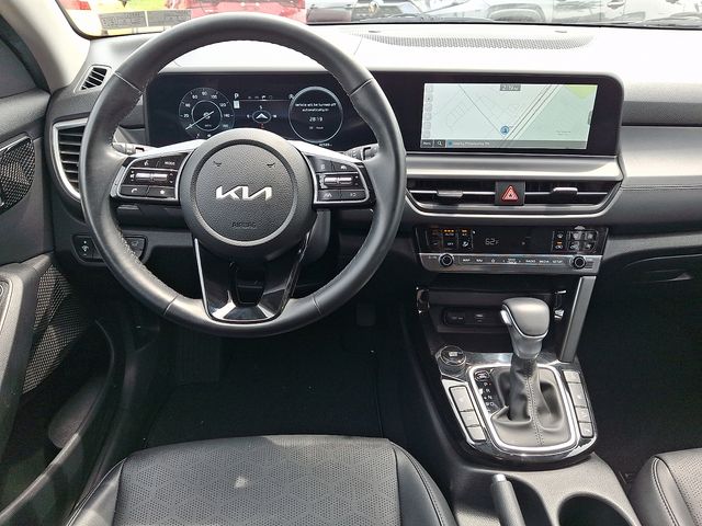 Photo 11