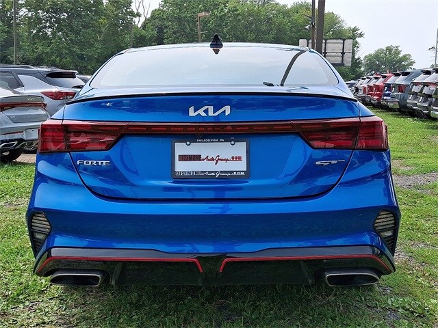 2022 Kia Forte GT photo 4