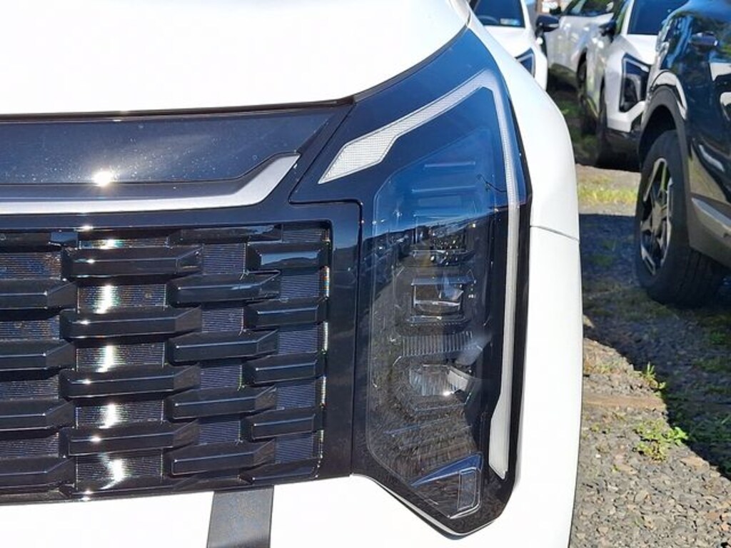 New 2027 Kia Sportage Hybrid S SUV