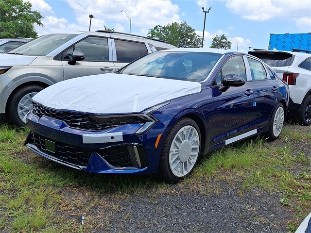 2026 Kia K5 GT photo 3