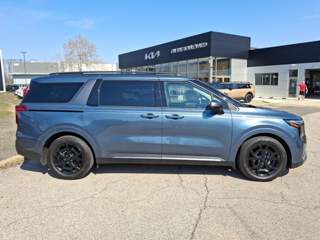 Certified 2026 Kia Carnival SX Van Passenger Van