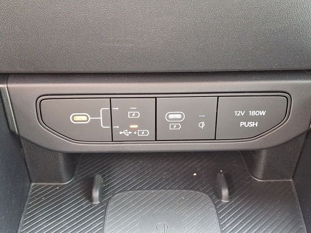 2025 Kia K4 GT-Line - Photo 23