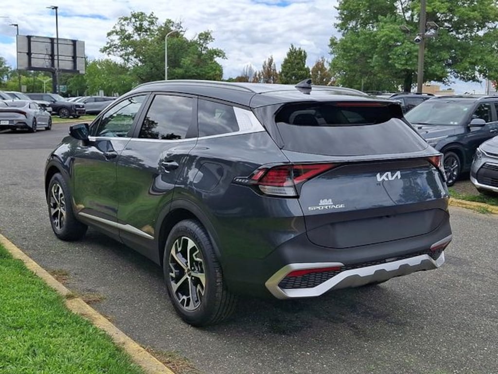 Certified 2023 Kia Sportage Hybrid EX SUV