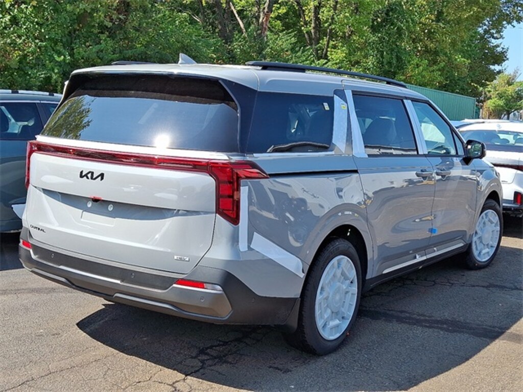 New 2026 Kia Carnival Hybrid SX Van Passenger Van