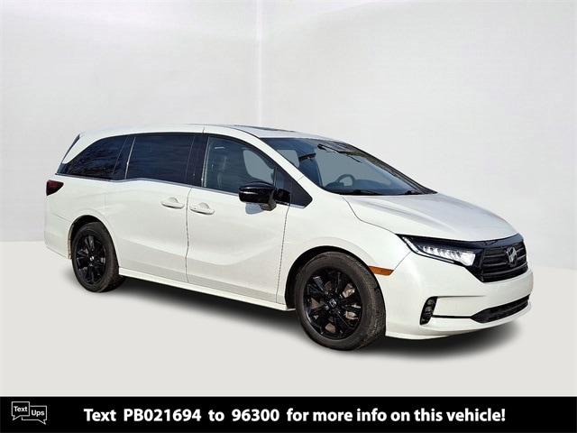 2023 Honda Odyssey SPORT's photo