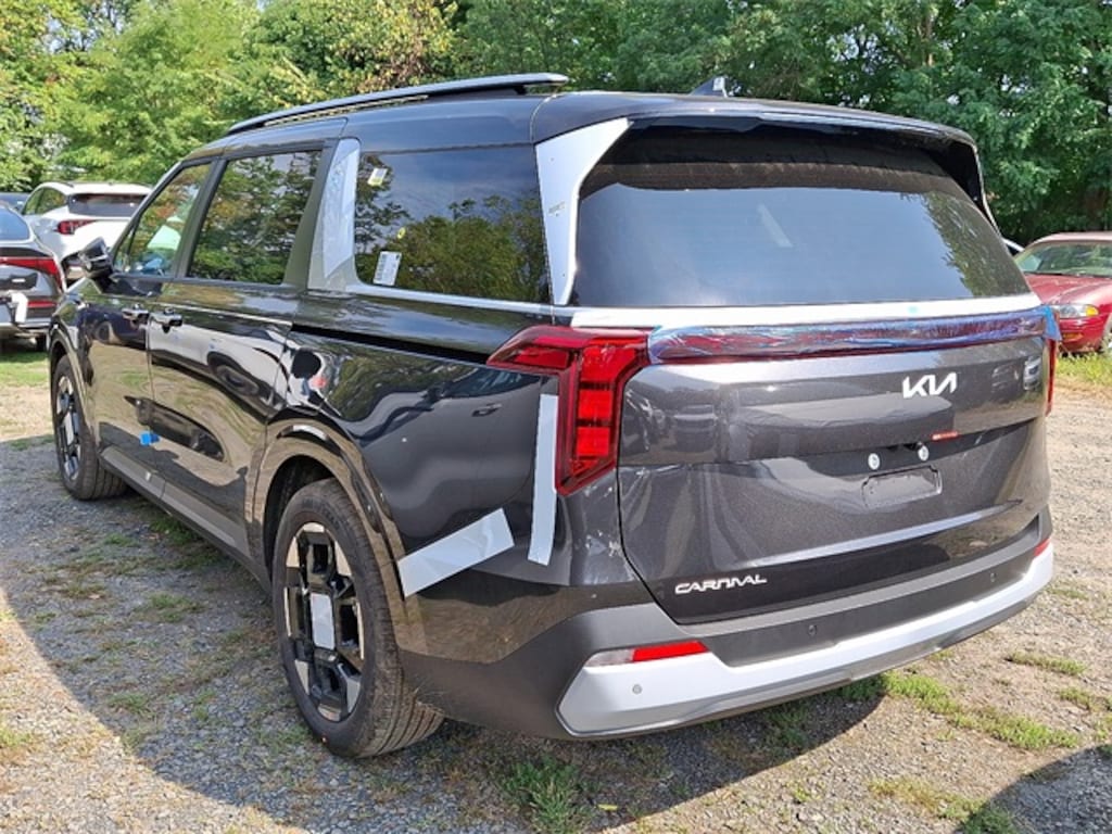 New 2026 Kia Carnival EX Van Passenger Van