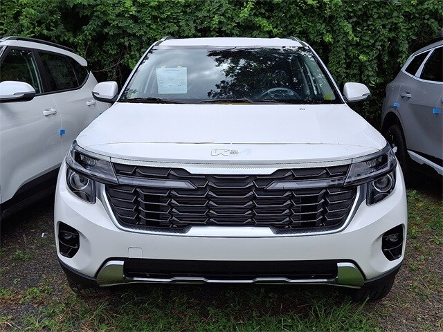 2026 Kia Seltos S photo 2
