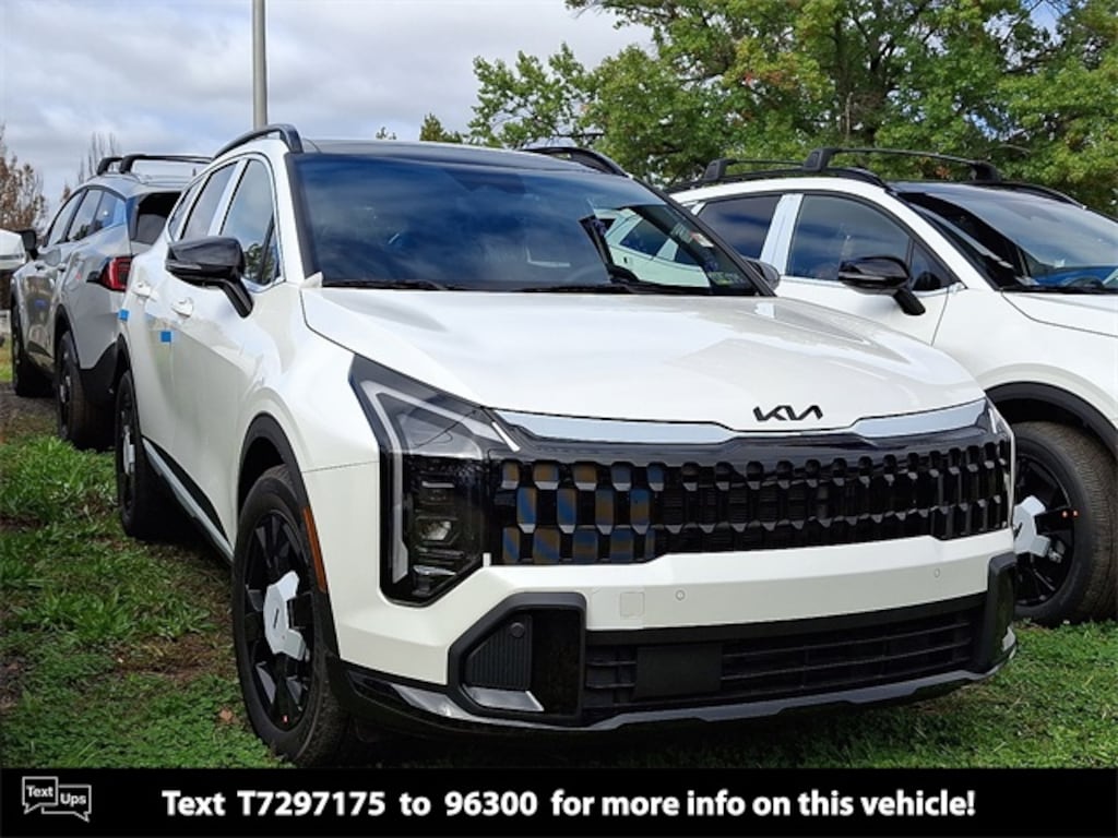 New 2026 Kia Sportage Plug-In Hybrid X-Line SUV