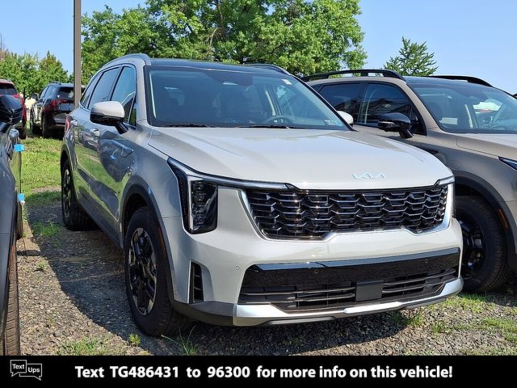 New 2026 Kia Sorento S SUV