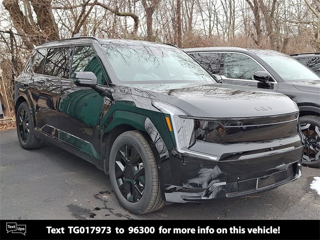 2026 Kia EV9 Land's photo